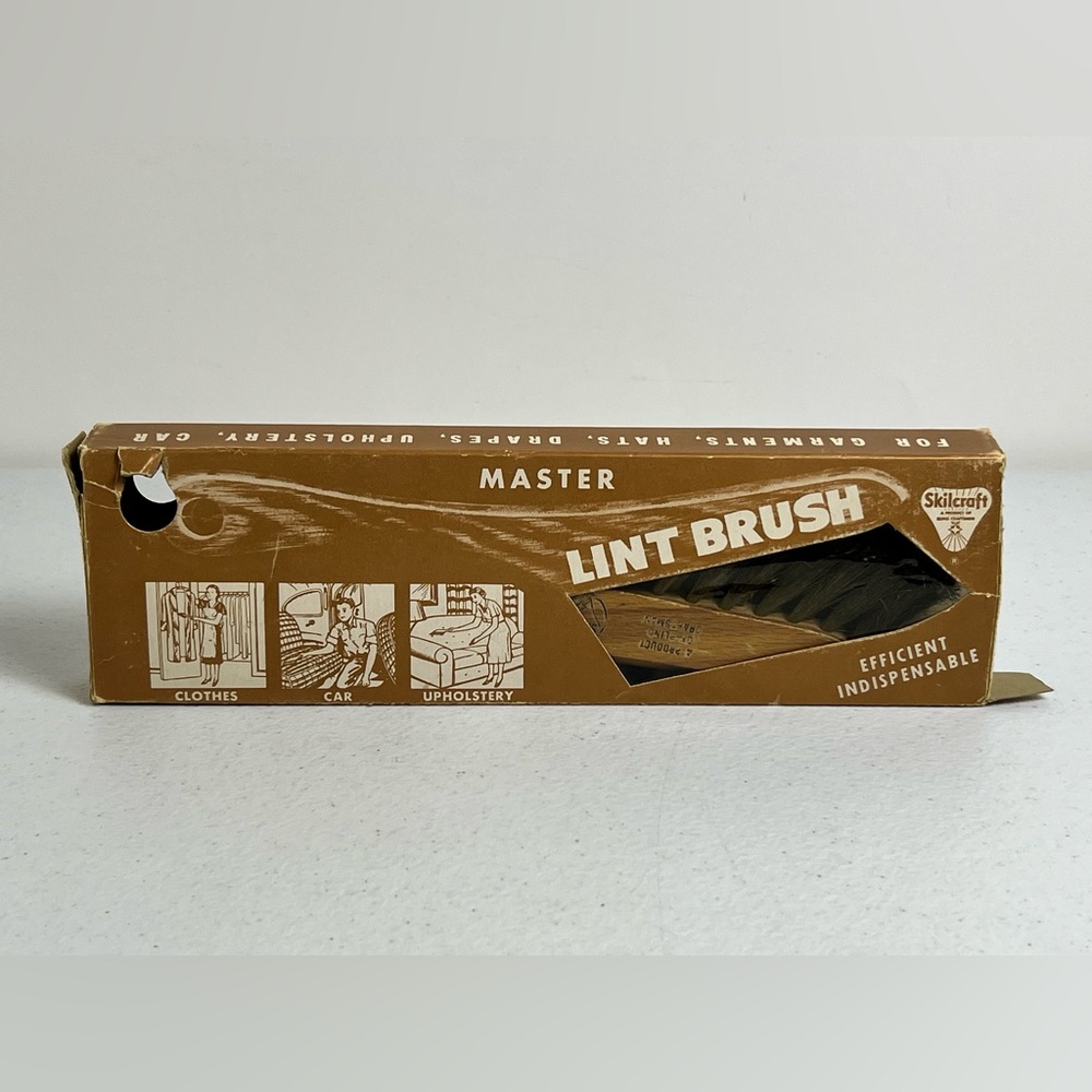 Vintage De-Linter Lint Wood Brush Skilcraft A Product Of Blind Craftmen